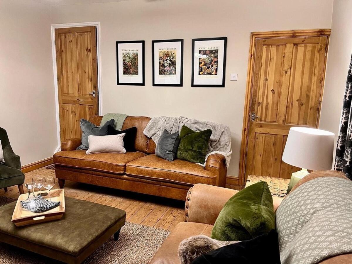 6 - Central Location - Entire House - Free Parking Merthyr Tydfil Exterior photo